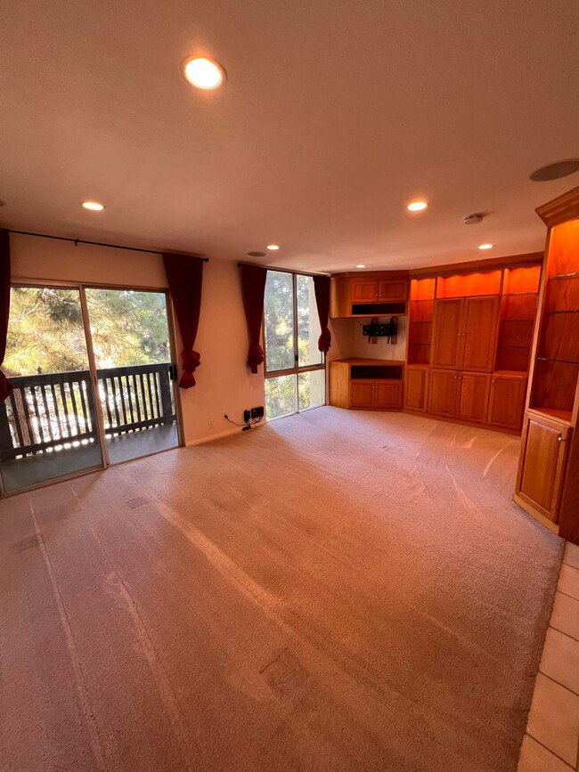 Primary Photo - 3605 W Hidden Ln