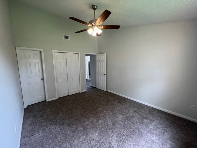 Building Photo - Beautifully remodeled home for rent in Ald...