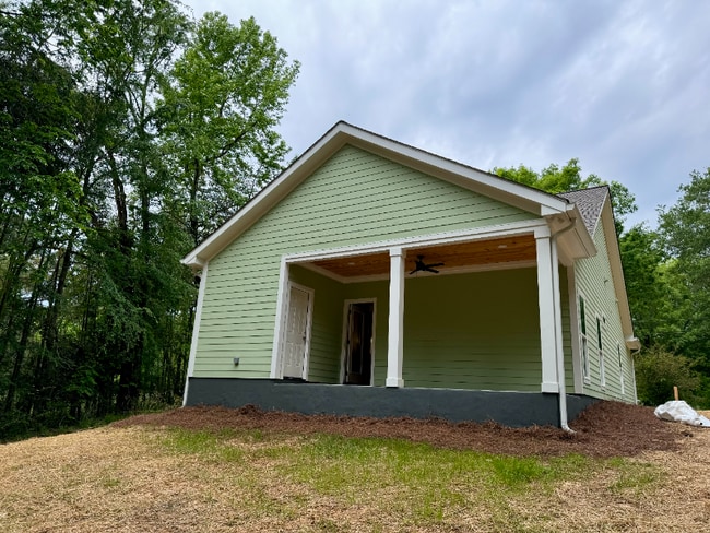 Building Photo - 1640 Wrightsville Church Rd