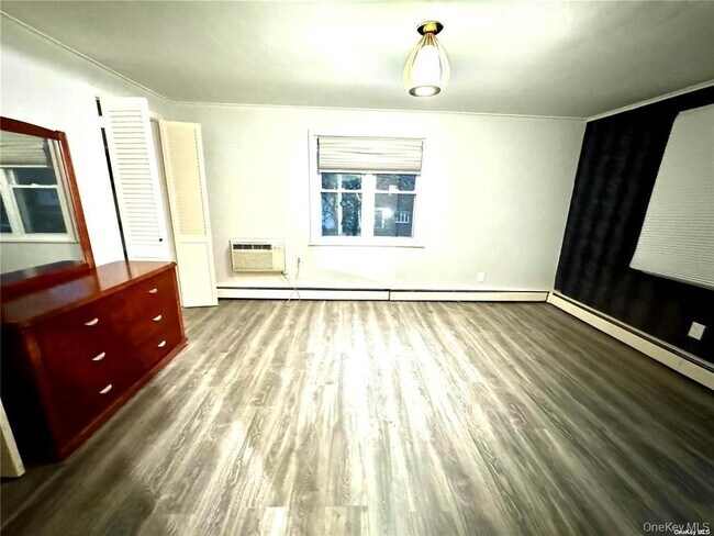 Building Photo - 107 Baker Hill Rd