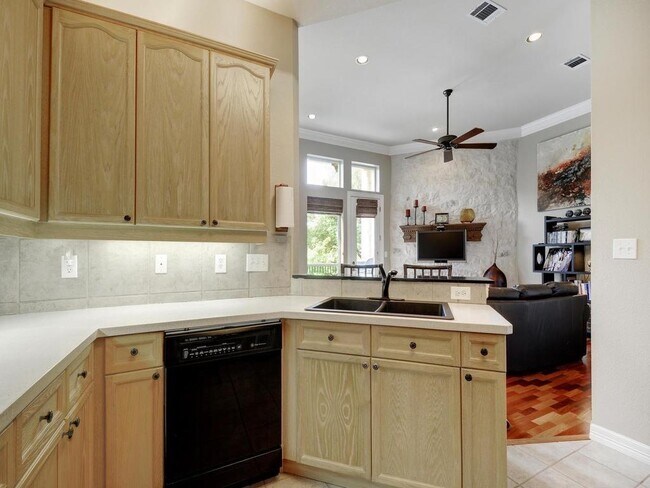 Building Photo - 1701 Spyglass Dr