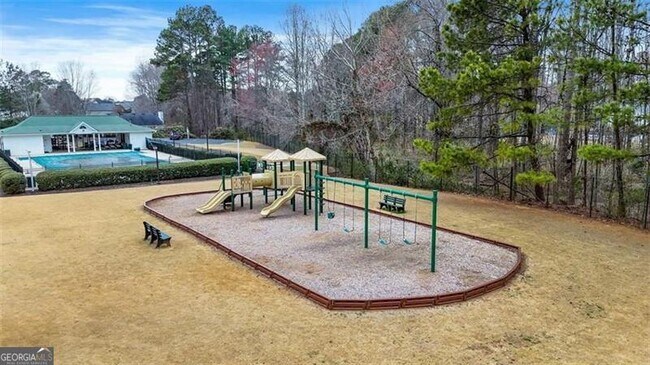 Building Photo - 2717 Lake Park Ridge W