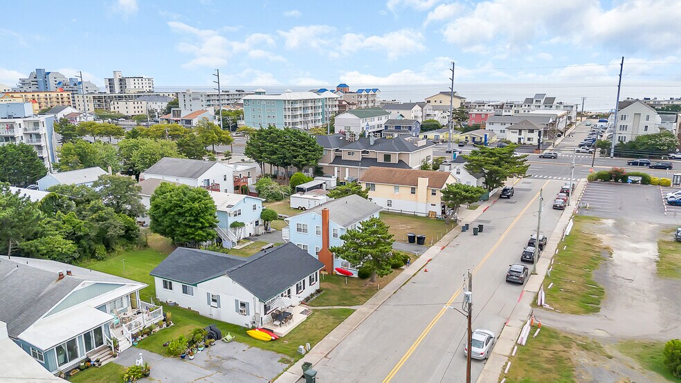 Building Photo - 108 78th St
