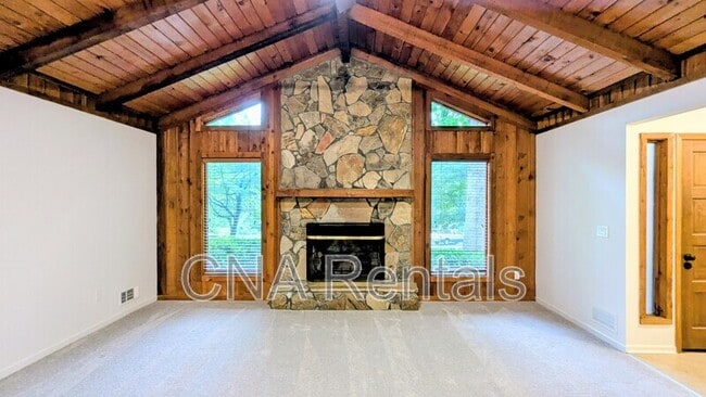 Building Photo - 3446 Orange Wood Ct NE