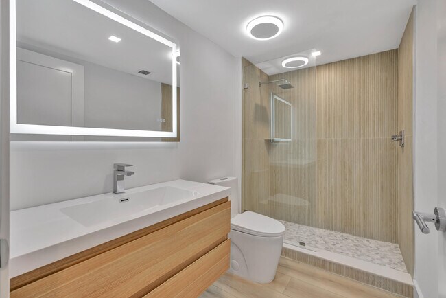 Building Photo - 501 Seafarer Cir