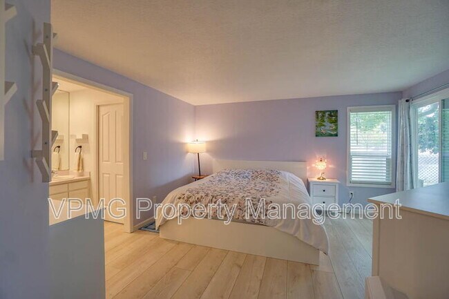 Building Photo - 2607 SE 175th Ave