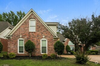 Building Photo - 9336 Starcross Ave