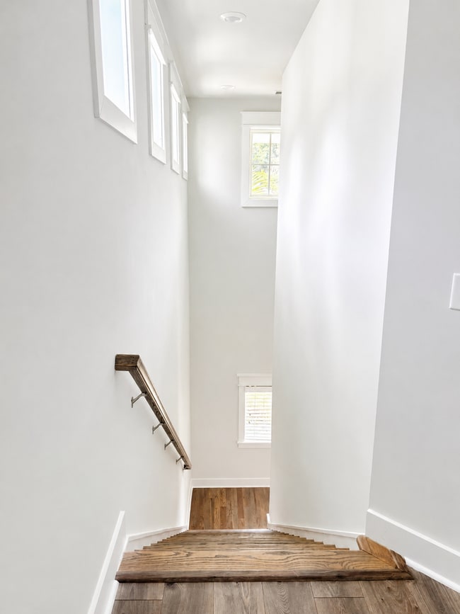 Building Photo - 1502 Layback Aly