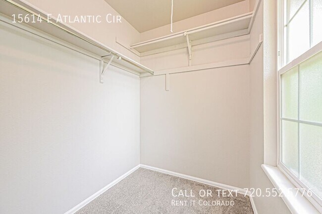 Building Photo - 15614 E Atlantic Cir