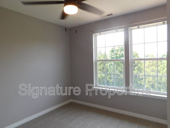 Building Photo - 8197 Belton Cir