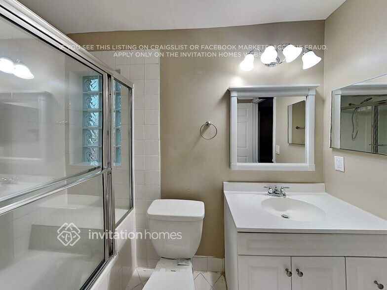 Building Photo - 14573 SW 155th Pl