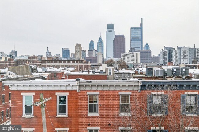 Building Photo - 1703 Wallace St