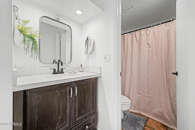 Building Photo - 385 W Pierson St