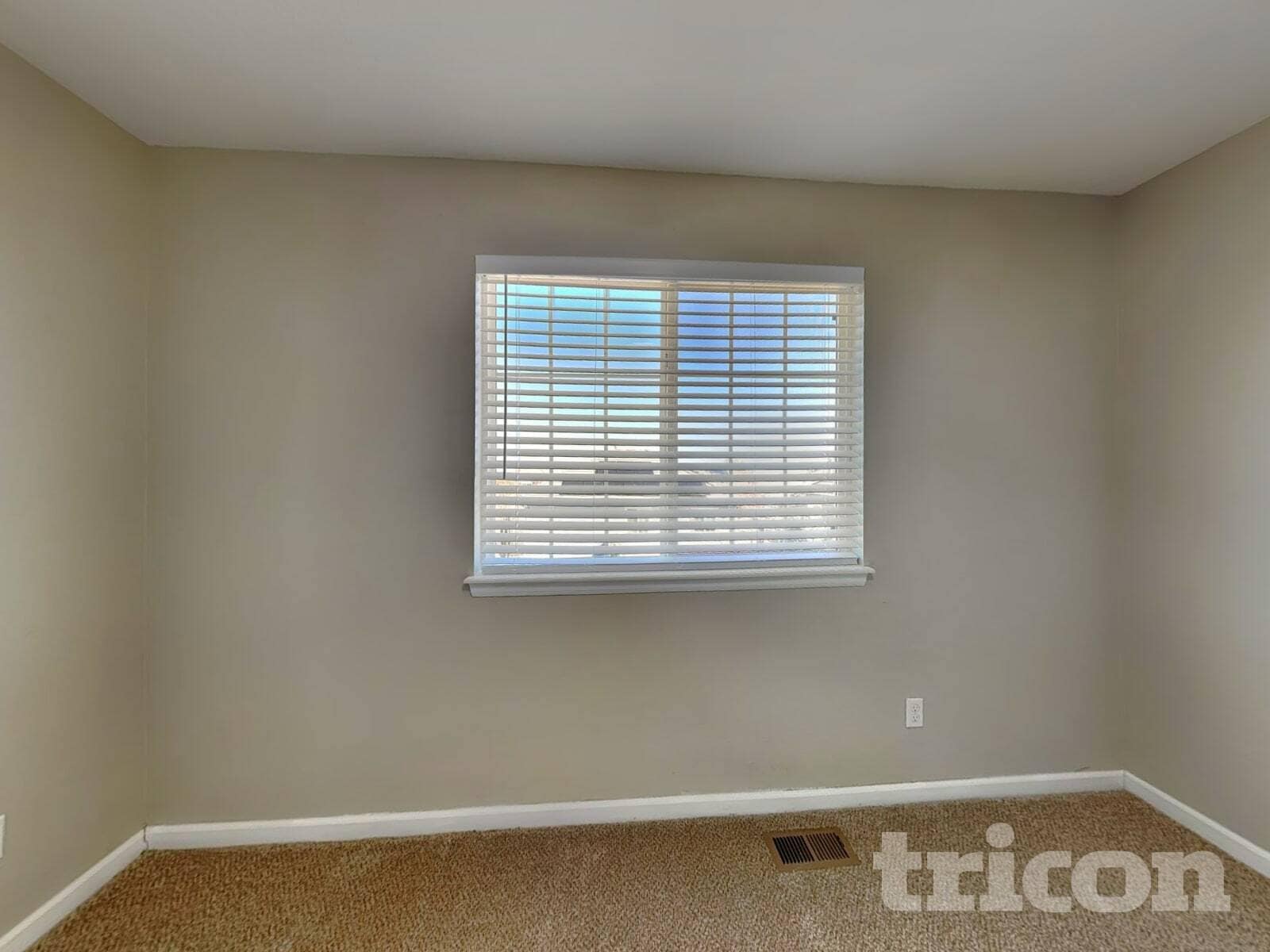 Building Photo - 24881 E Euclid Pl