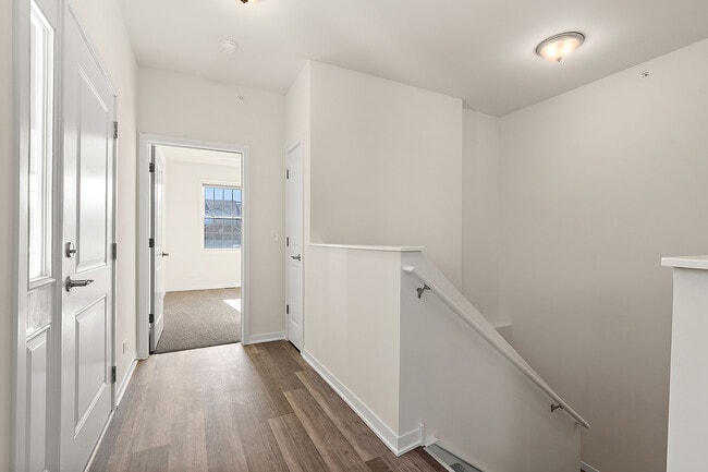 Building Photo - 64 Olympus Dr