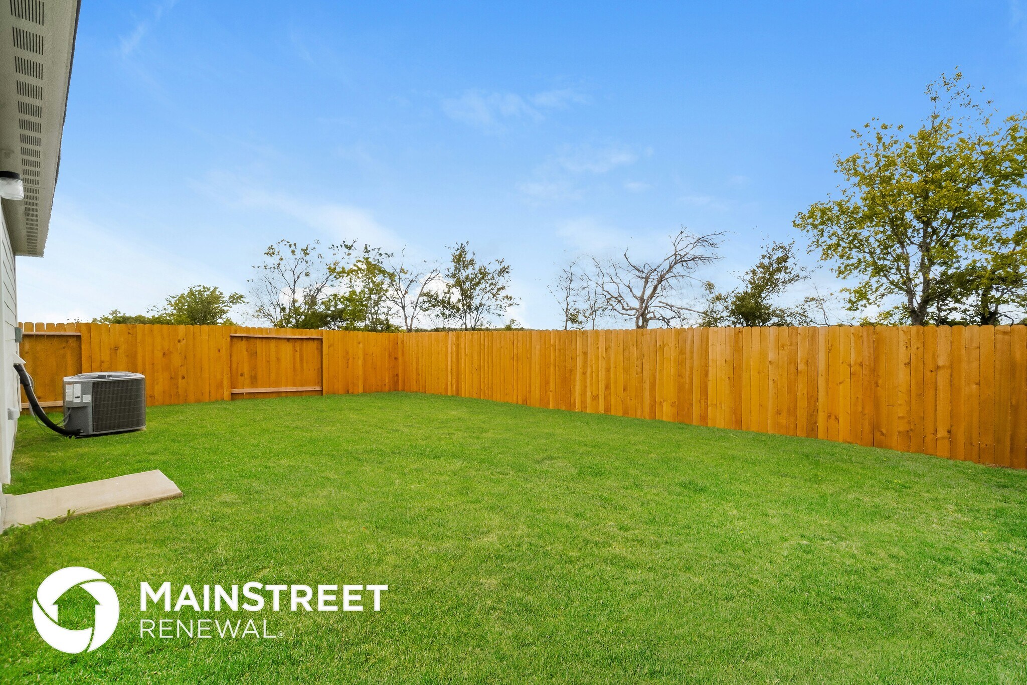 Building Photo - 822 Shady Brk