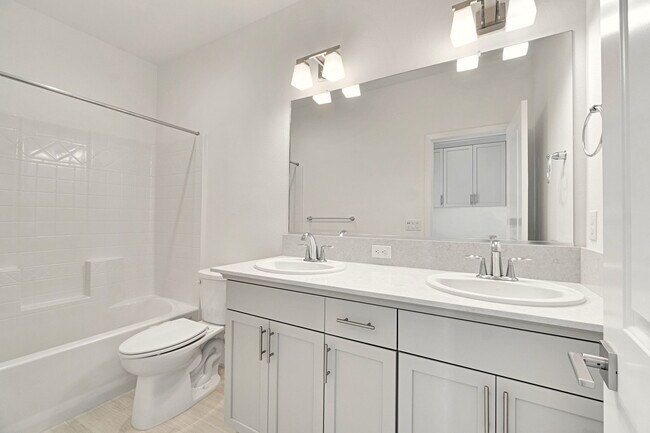 Building Photo - 863 Orchard Hills Rd