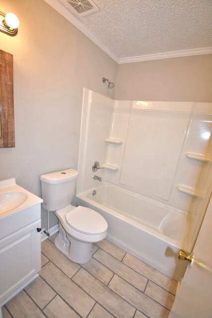 Building Photo - 2BR/1BA in Fantastic East Nashville Location!