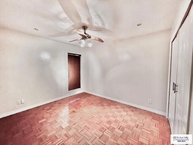 Building Photo - 6744 Central Blvd