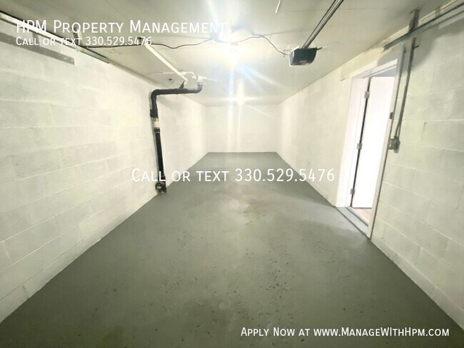 Building Photo - 1021 Pittsburgh Ave NW-