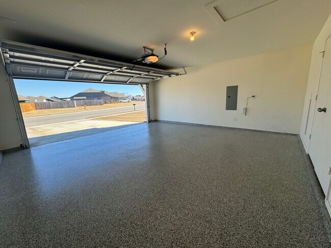 Building Photo - Stunning 3 bedroom, 2 bathroom home located in Bixby, Oklahoma!