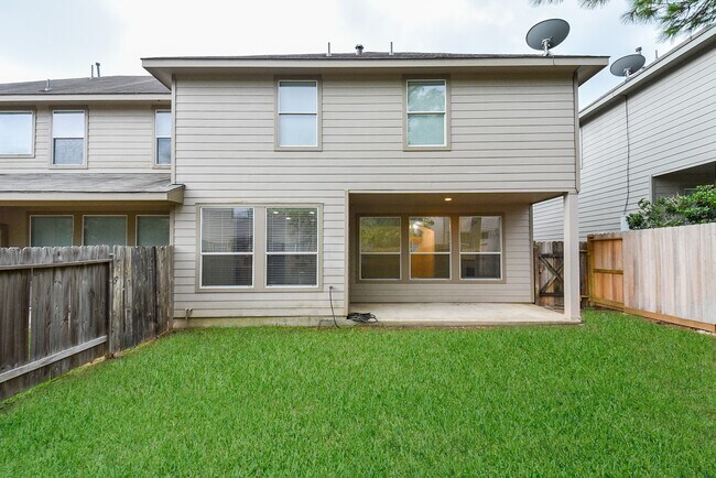 Building Photo - 6 S Burberry Park Cir