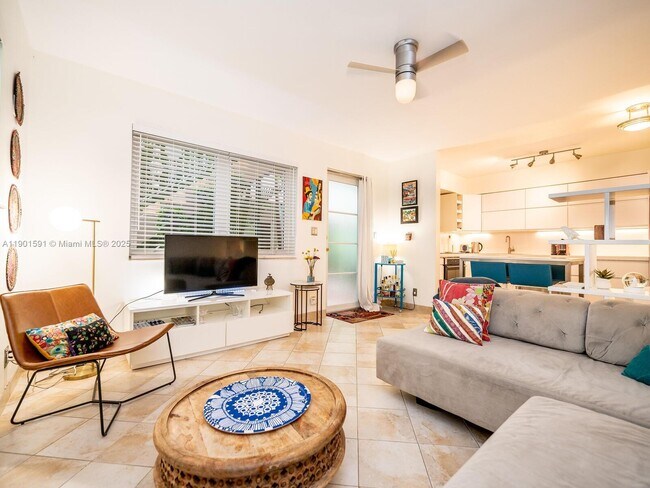 Building Photo - 1127 Meridian Ave