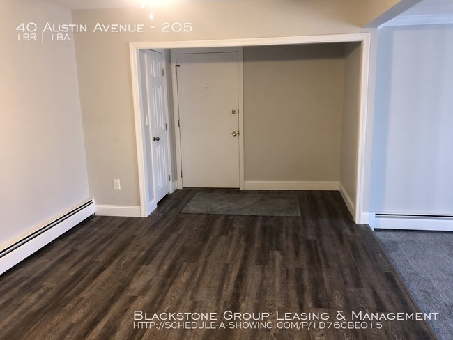 Building Photo - 40 Austin Avenue