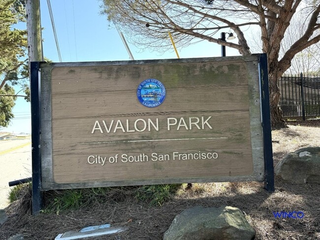 Building Photo - 372 Avalon Dr