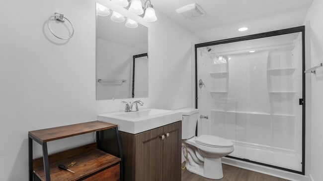 Building Photo - 4162 W Gate Keeper Dr