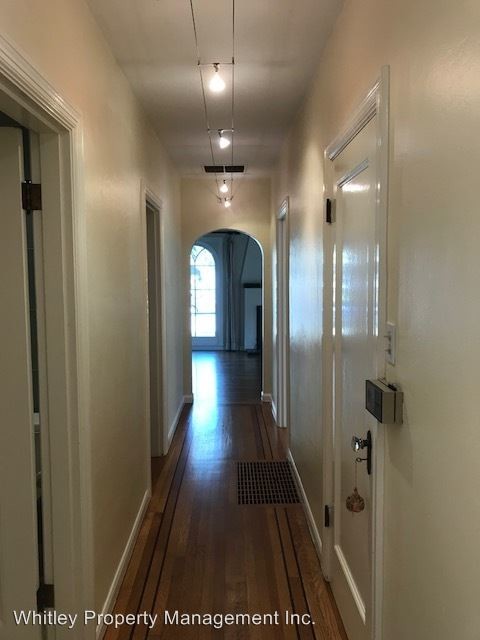 Building Photo - 1010 Guinda St