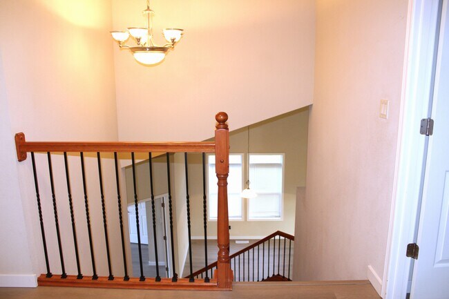 Building Photo - 5119 NE 90th St