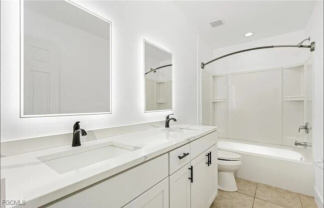 Building Photo - 306 Shadow Lakes Dr
