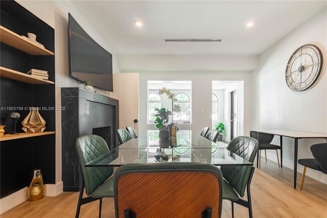 Building Photo - 2360 SW 12th St