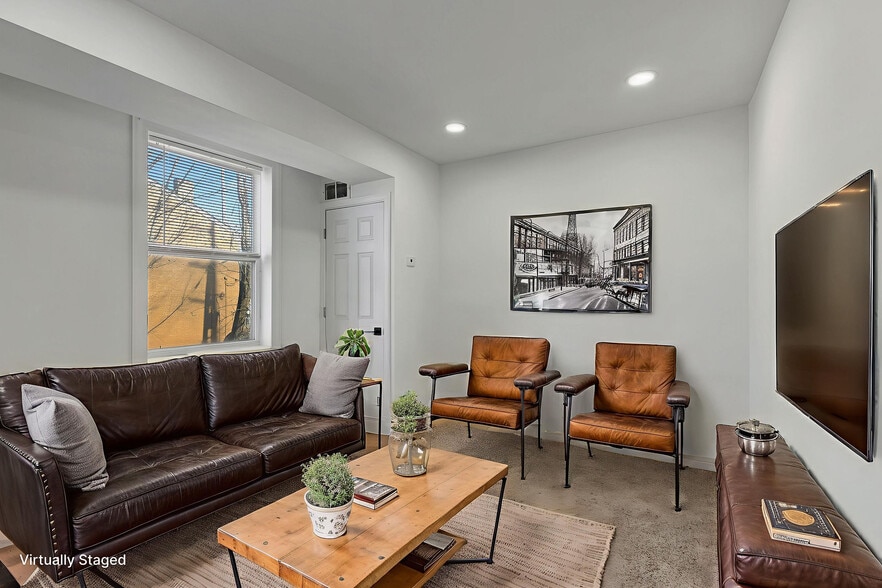 Building Photo - 422 Watkins St