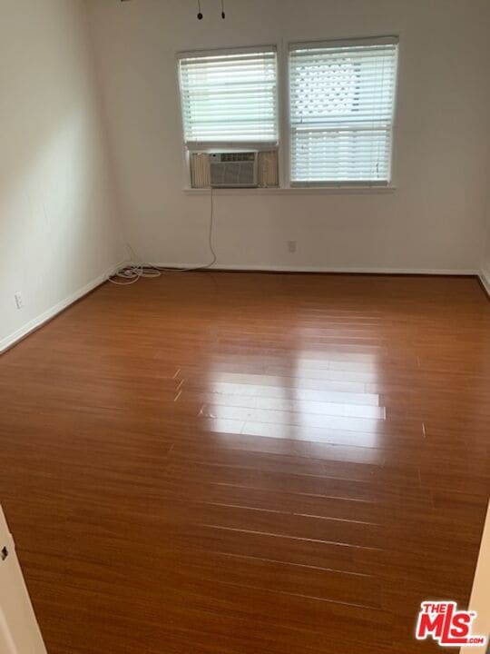 Building Photo - 312 S Reeves Dr