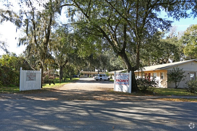 Building Photo - Zephyr Point Apartments