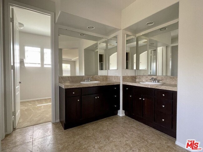 Building Photo - 8776 Soothing Ct
