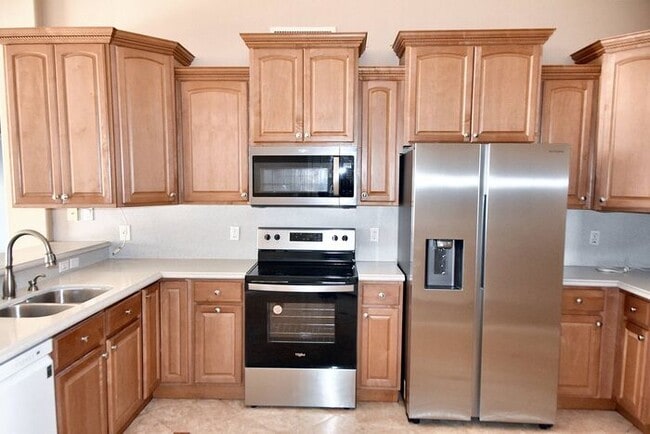 Building Photo - Great Location! Lovely 3Bedroom Plus/ 2Bathroom Chandler Home!