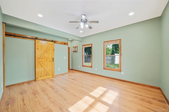 Building Photo - 26 Bokel Rd
