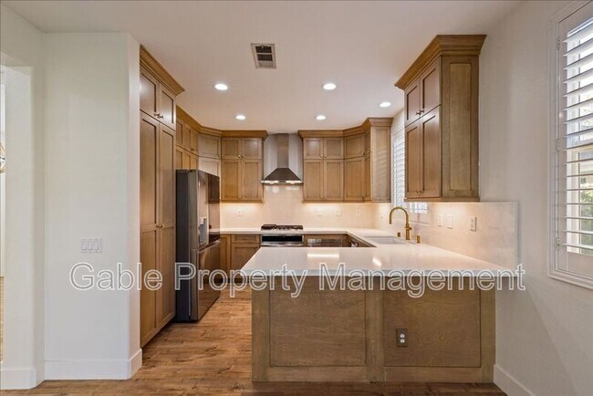 Building Photo - 26951 Cape Cod Dr