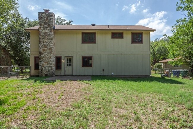 Building Photo - 11227 Henge Dr