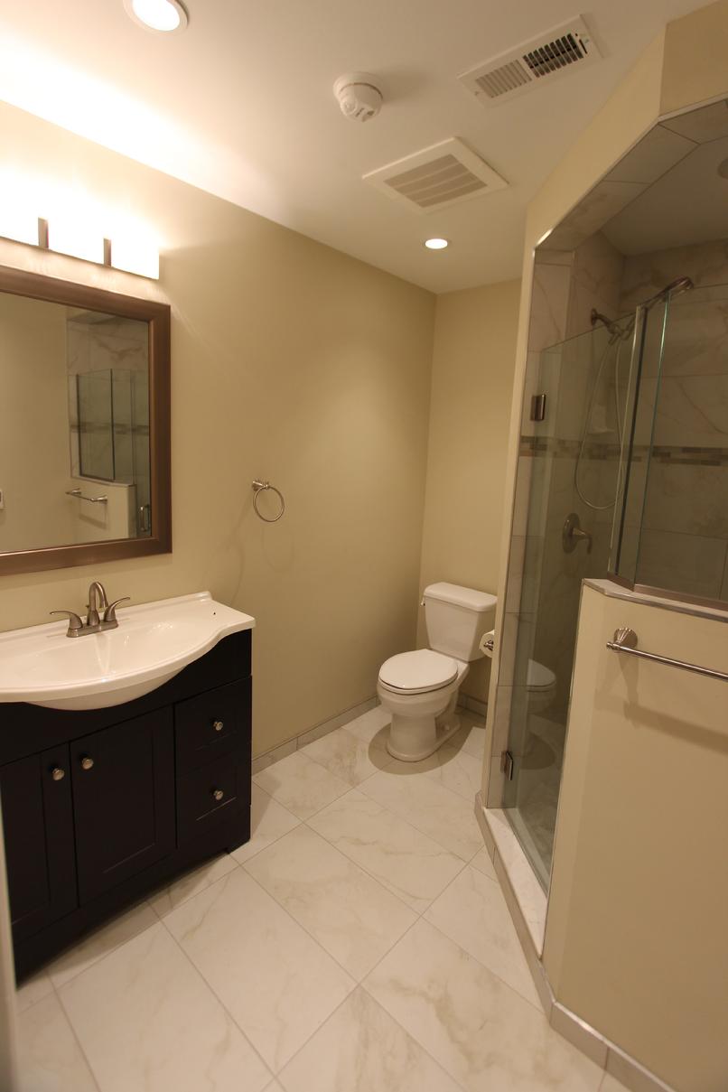 Building Photo - 139 7th St