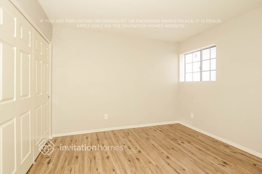 Building Photo - 1502 E Rosemonte Dr