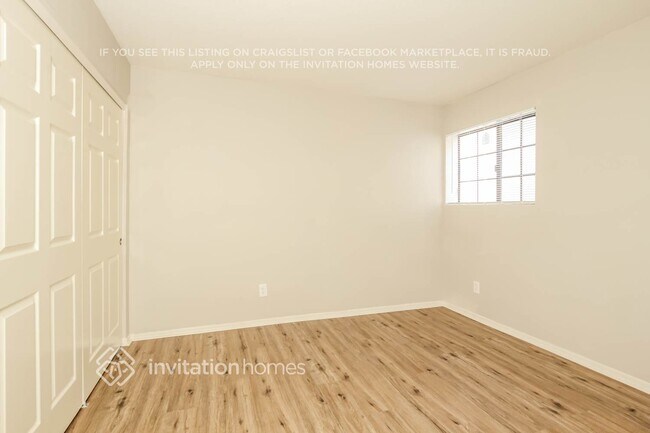Building Photo - 1502 E Rosemonte Dr