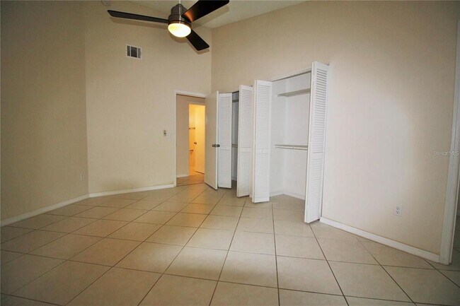 Building Photo - 222 Olivewood Ct