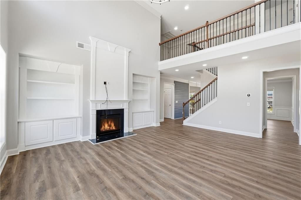 Building Photo - 1440 Waverly Glen Dr