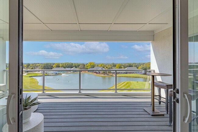 Building Photo - 5211 Highpointe Lakes Dr