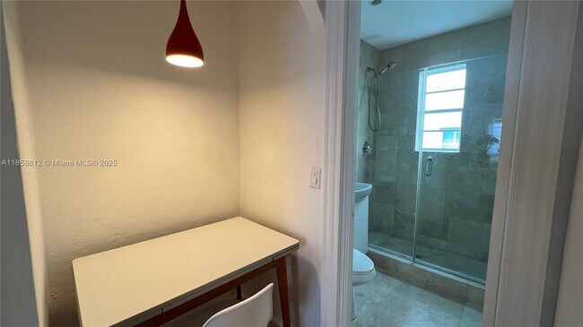 Building Photo - 1250 Drexel Ave