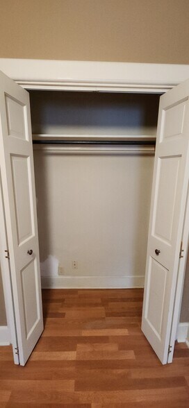 Building Photo - 1734 N Pulaski St